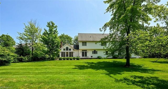 304 Fox Way, Chagrin Falls, OH 44022