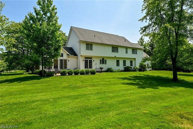 304 Fox Way, Chagrin Falls, OH 44022