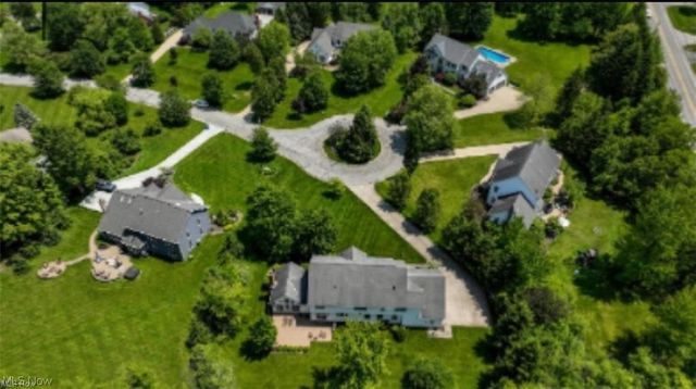 304 Fox Way, Chagrin Falls, OH 44022