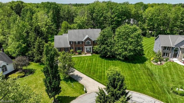 304 Fox Way, Chagrin Falls, OH 44022