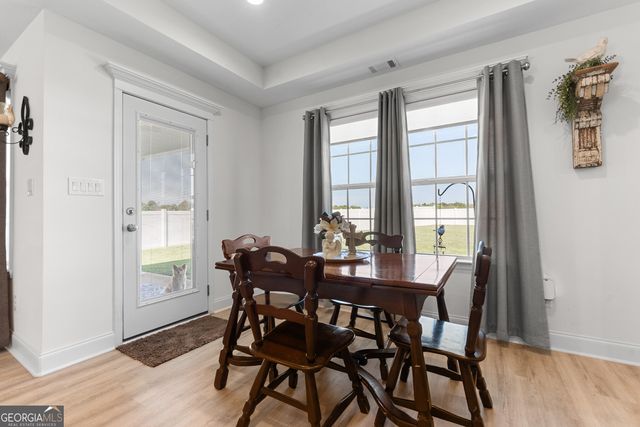 425 Lamplight Drive, Byron, GA 31008