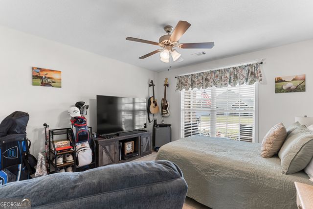 425 Lamplight Drive, Byron, GA 31008