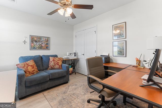 425 Lamplight Drive, Byron, GA 31008
