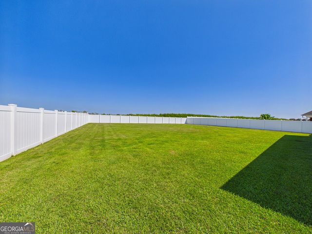 425 Lamplight Drive, Byron, GA 31008