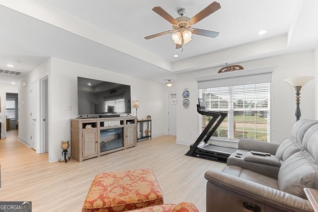 425 Lamplight Drive, Byron, GA 31008