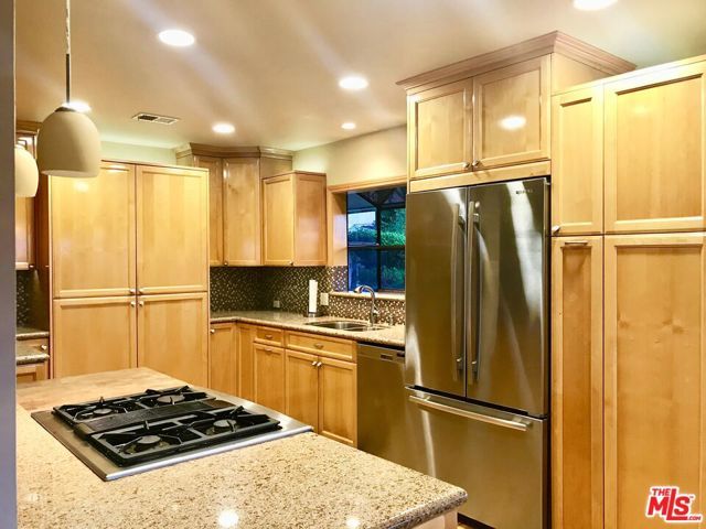 10 Sweetgrass Lane, Rolling Hills Estates, CA 90274