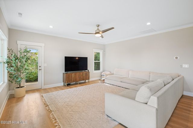 1406 Kings Landing Road, Hampstead, NC 28443