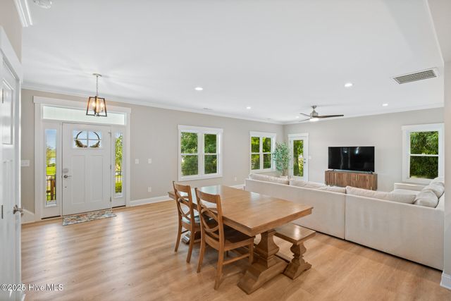 1406 Kings Landing Road, Hampstead, NC 28443