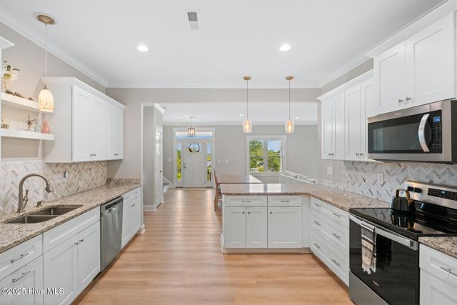 1406 Kings Landing Road, Hampstead, NC 28443