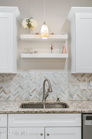 1406 Kings Landing Road, Hampstead, NC 28443