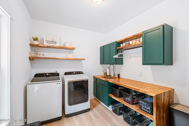 1406 Kings Landing Road, Hampstead, NC 28443