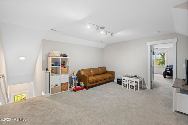 1406 Kings Landing Road, Hampstead, NC 28443