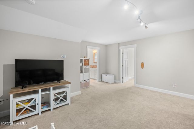 1406 Kings Landing Road, Hampstead, NC 28443