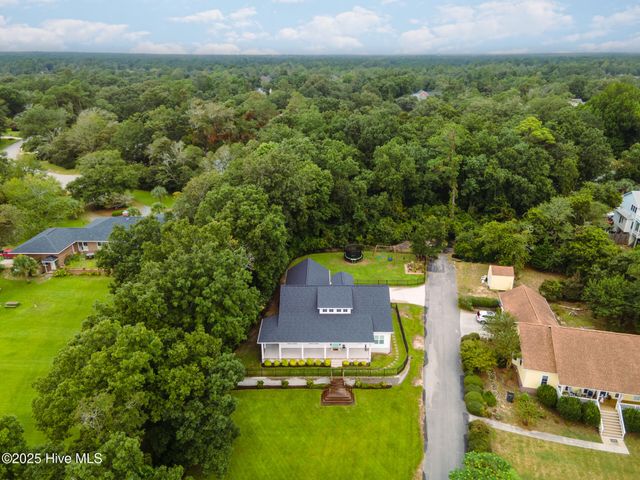 1406 Kings Landing Road, Hampstead, NC 28443