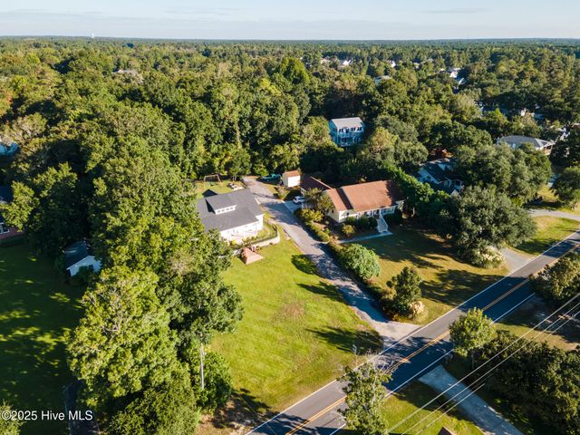 1406 Kings Landing Road, Hampstead, NC 28443