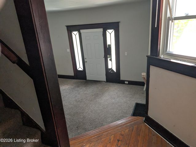 676 Cecil Ave, Louisville, KY 40211