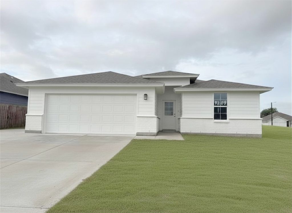 9209 Neena Dr, Corpus Christi, TX 78409