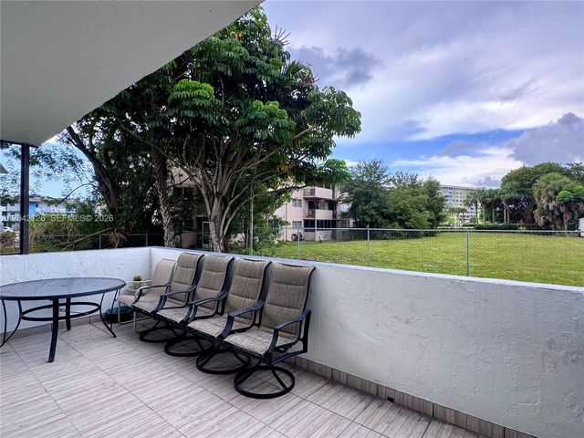 919 Hillcrest Dr 102, Hollywood, FL 33021