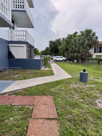 919 Hillcrest Dr 102, Hollywood, FL 33021