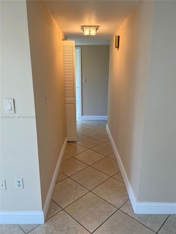 919 Hillcrest Dr 102, Hollywood, FL 33021