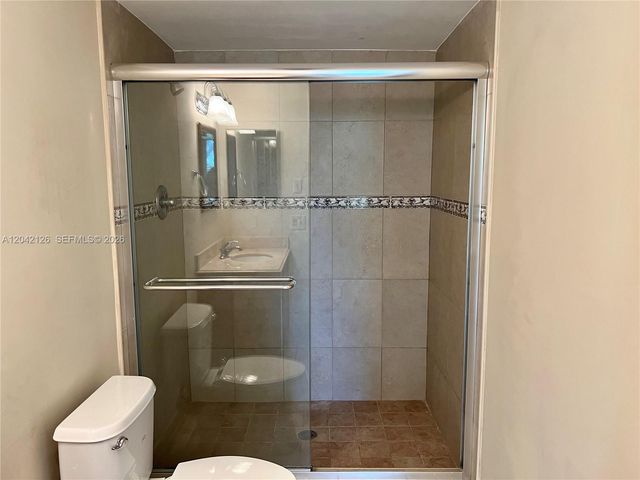 919 Hillcrest Dr 102, Hollywood, FL 33021