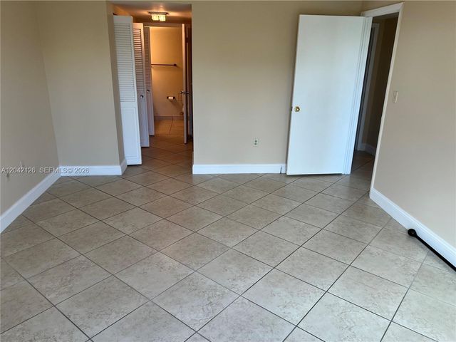 919 Hillcrest Dr 102, Hollywood, FL 33021