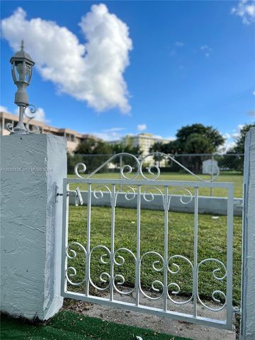 919 Hillcrest Dr 102, Hollywood, FL 33021