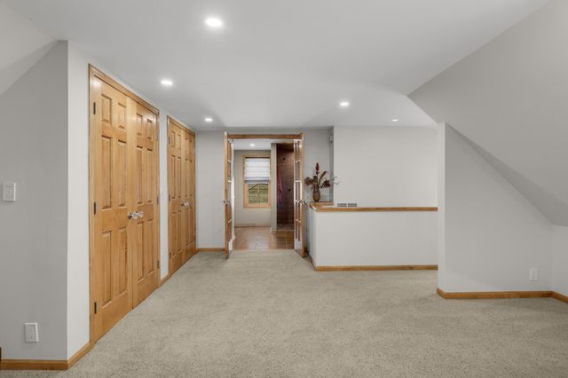 4216 Utica Avenue S, Saint Louis Park, MN 55416