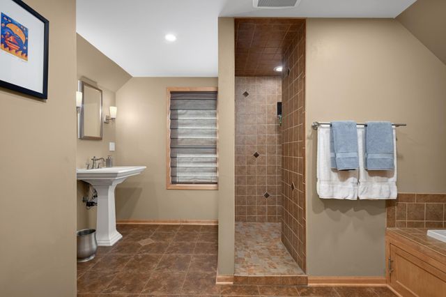 4216 Utica Avenue S, Saint Louis Park, MN 55416