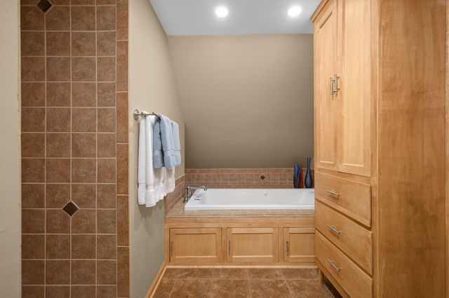 4216 Utica Avenue S, Saint Louis Park, MN 55416