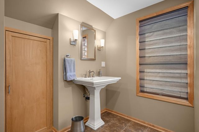 4216 Utica Avenue S, Saint Louis Park, MN 55416