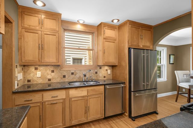 4216 Utica Avenue S, Saint Louis Park, MN 55416