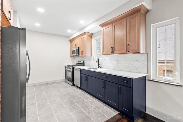 6272 Rogers Park Place, Cincinnati, OH 45213