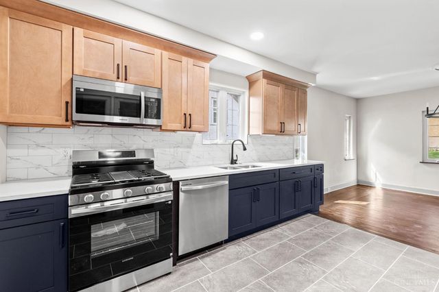 6272 Rogers Park Place, Cincinnati, OH 45213