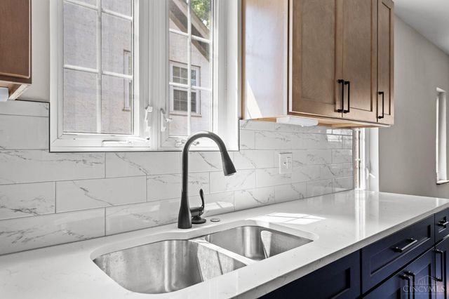 6272 Rogers Park Place, Cincinnati, OH 45213