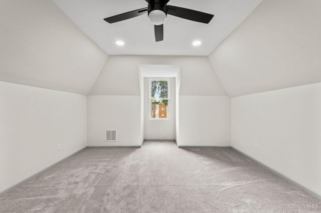 6272 Rogers Park Place, Cincinnati, OH 45213