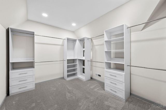 6272 Rogers Park Place, Cincinnati, OH 45213
