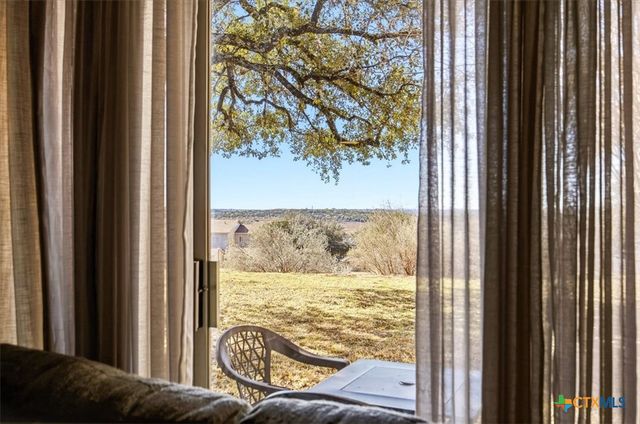 1135 Parkview Drive C18, Canyon Lake, TX 78133