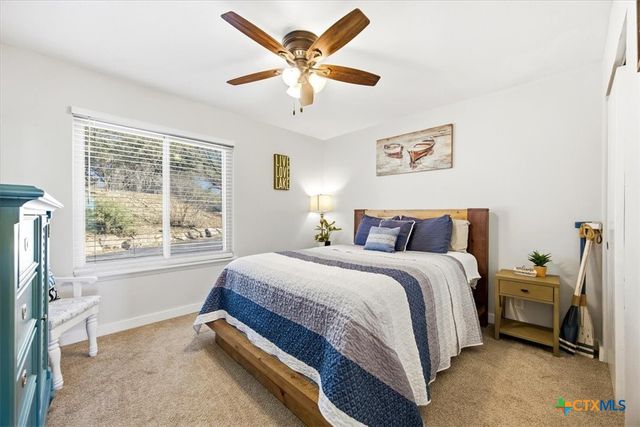 1135 Parkview Drive C18, Canyon Lake, TX 78133