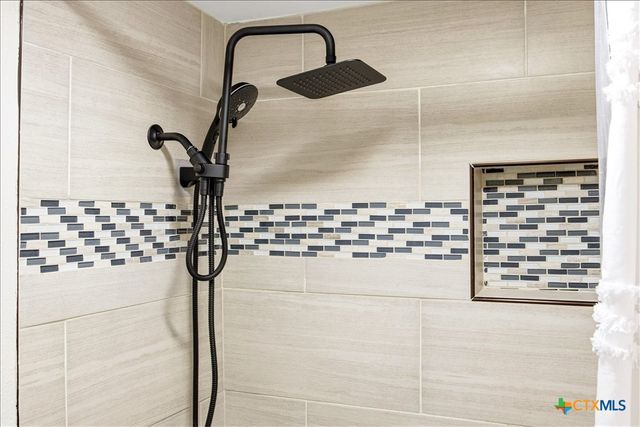 1135 Parkview Drive C18, Canyon Lake, TX 78133