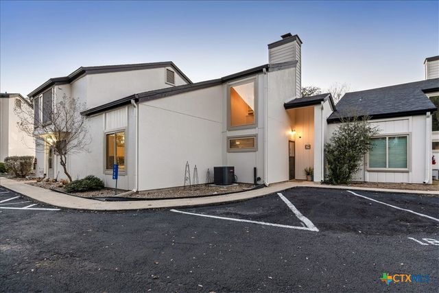 1135 Parkview Drive C18, Canyon Lake, TX 78133