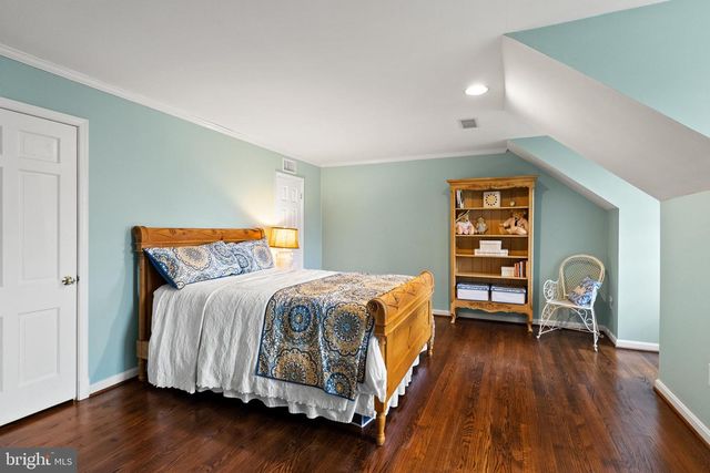 644 LIVE OAK DR, Mclean, VA 22101