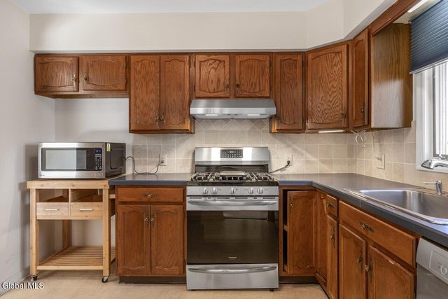 5 Birchtree Lane, Milton, NY 12020