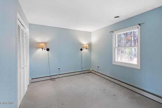 5 Birchtree Lane, Milton, NY 12020