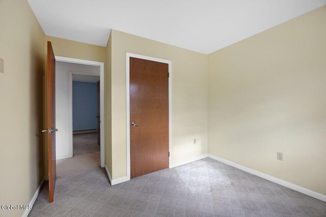 5 Birchtree Lane, Milton, NY 12020