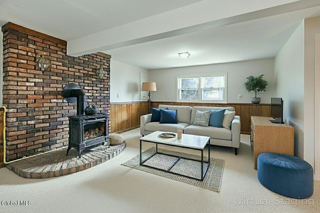 5 Birchtree Lane, Milton, NY 12020