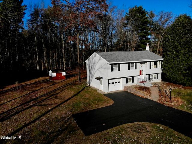 5 Birchtree Lane, Milton, NY 12020