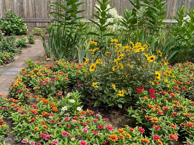 5 Birchtree Lane, Milton, NY 12020