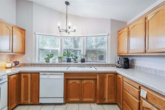 1545 E El Rodeo 48, Fort Mohave, AZ 86426