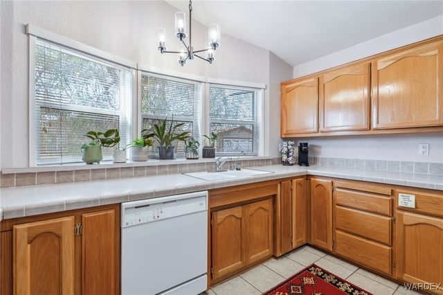 1545 E El Rodeo 48, Fort Mohave, AZ 86426